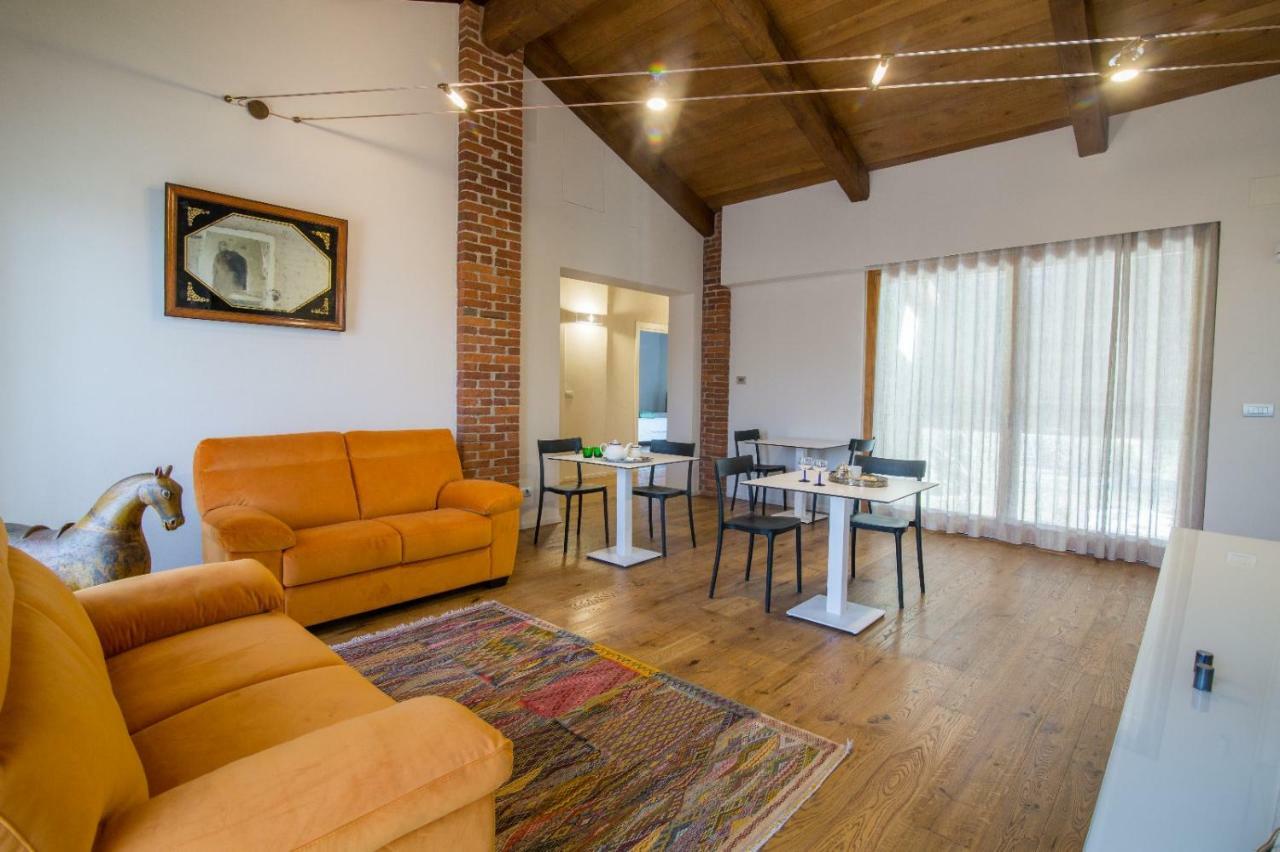 In Viridi Bed and Breakfast Cuneo Exteriör bild
