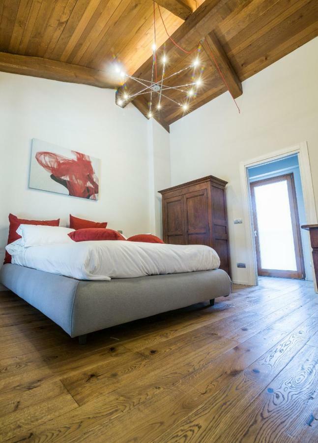In Viridi Bed and Breakfast Cuneo Exteriör bild